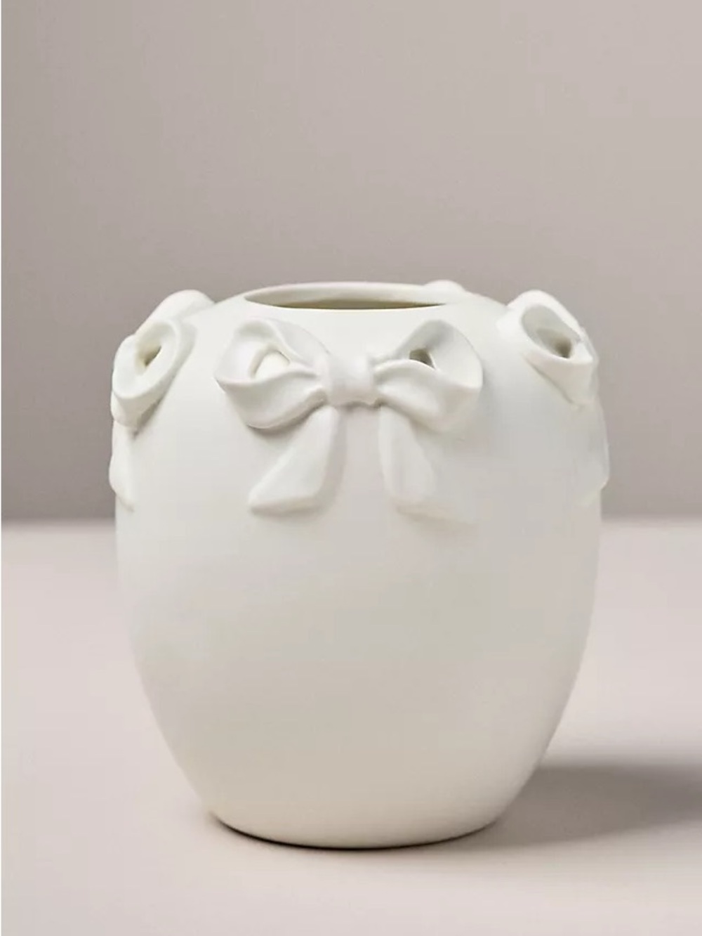 Anthropologie White Ceramic Bow Accent Vase